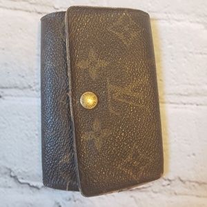 Louis Vuitton Monogram 6 Key Holder